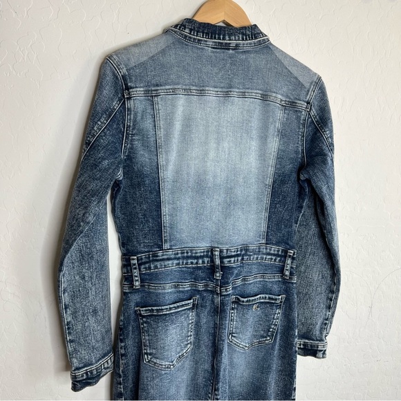 Wash Lab Color-Blocked Denim Dress in Blue - Picture 10 of 11